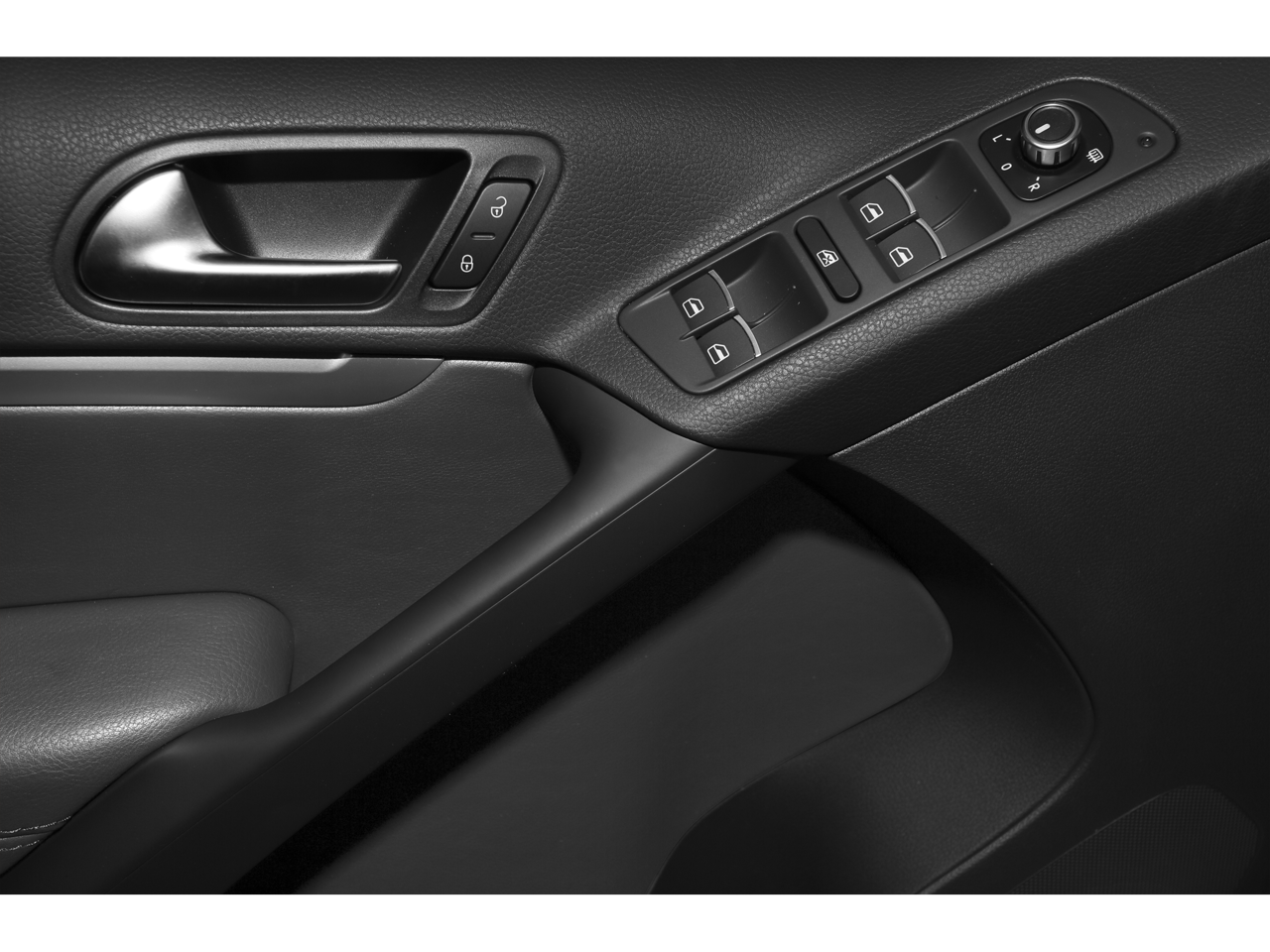 2015 Volkswagen Tiguan SE