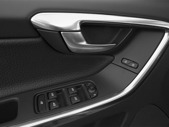 2014 Volvo XC60 3.0L R-Design