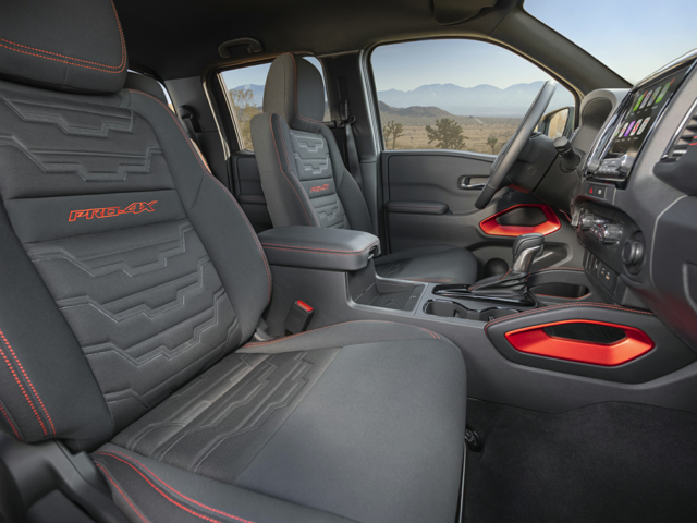 Interior view of the front seat area in a 2024 Nissan Frontier | Nissan dealer in Norfolk, VA | Banister Nissan of Norfolk
