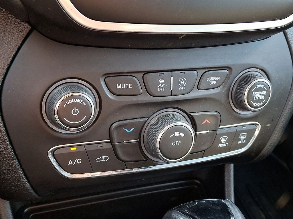 2022 Jeep Cherokee Altitude