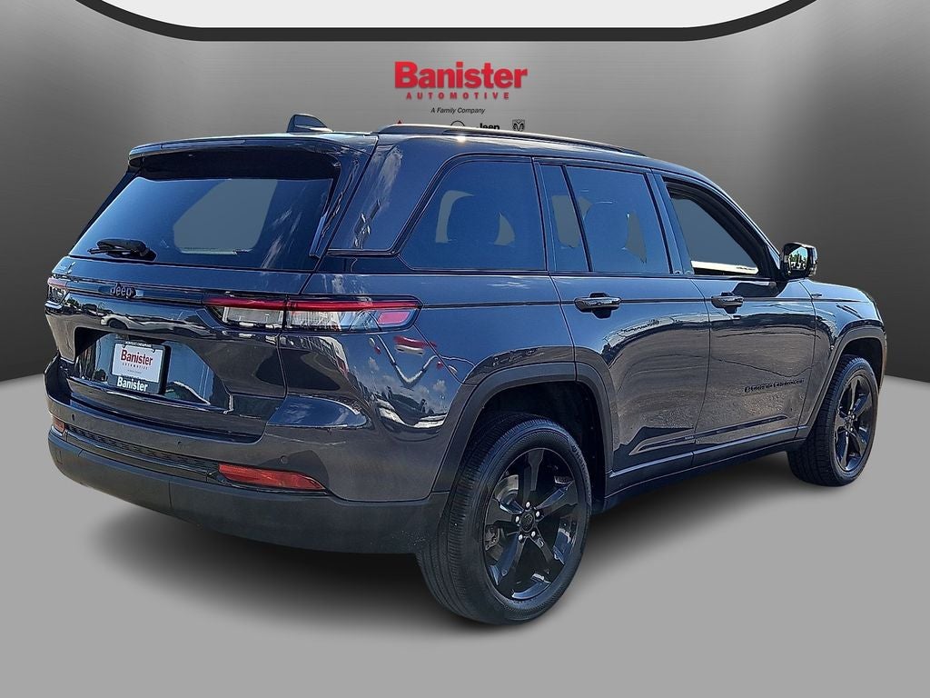 2023 Jeep Grand Cherokee Altitude