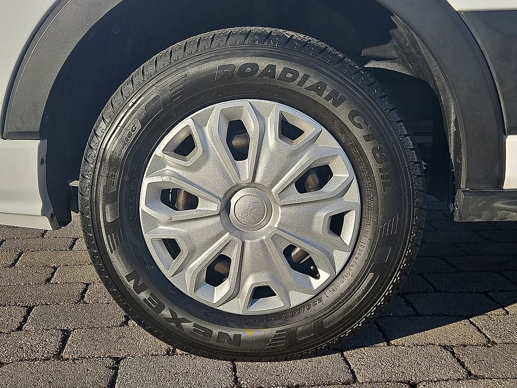 2022 Ford Transit Wagon XLT