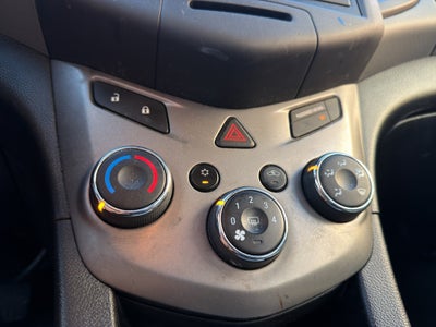 2013 Chevrolet Sonic LS