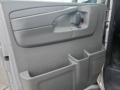 2011 Chevrolet Express 1LT