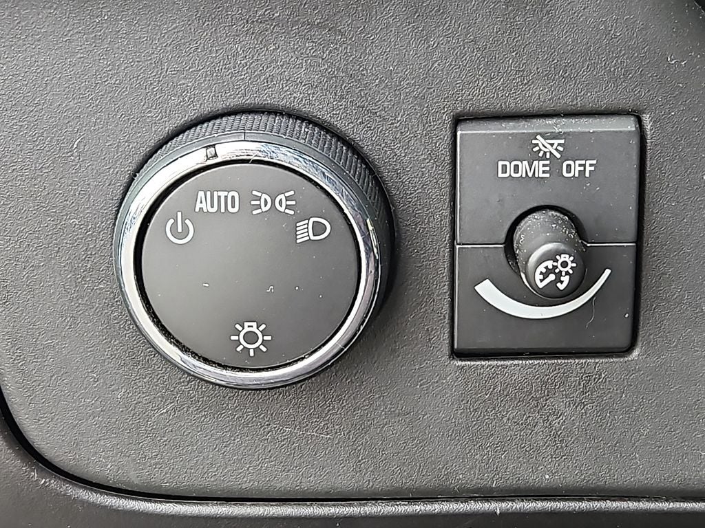 2011 Chevrolet Express 1LT