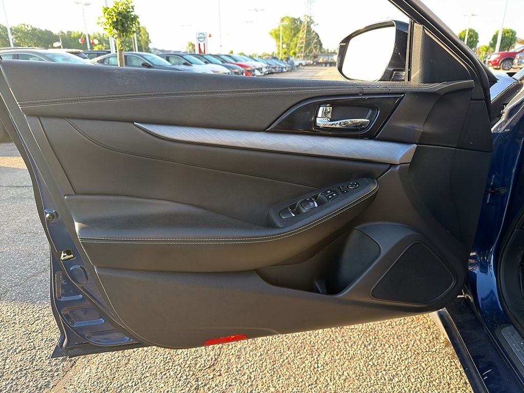 2017 Nissan Maxima SV