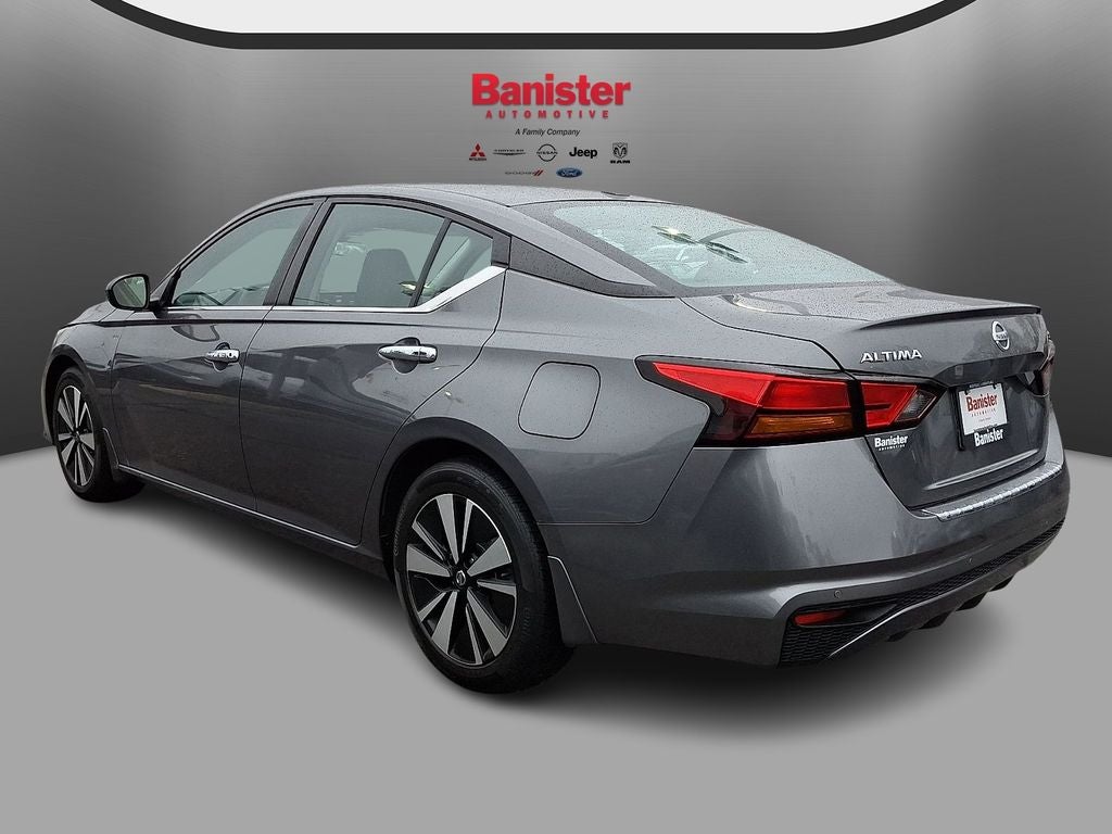 2021 Nissan Altima 2.5 SV