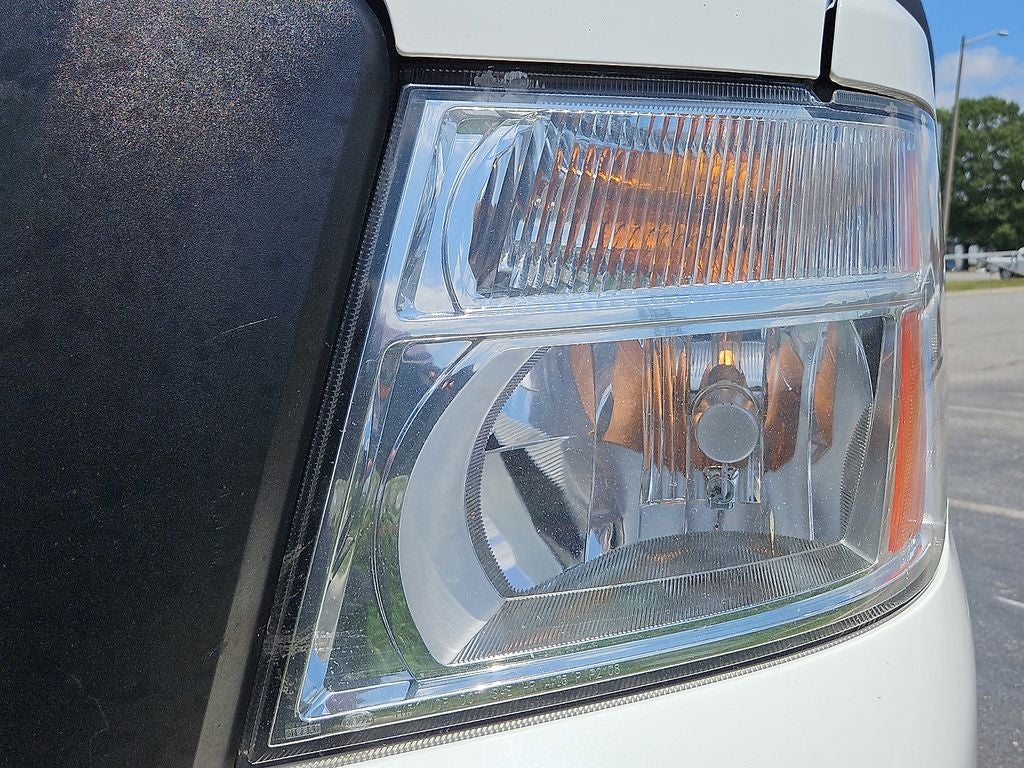 2020 Nissan NV2500HD SV