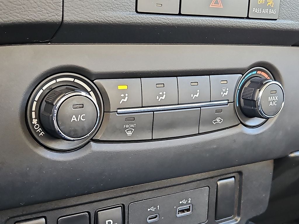 2024 Nissan Frontier SV