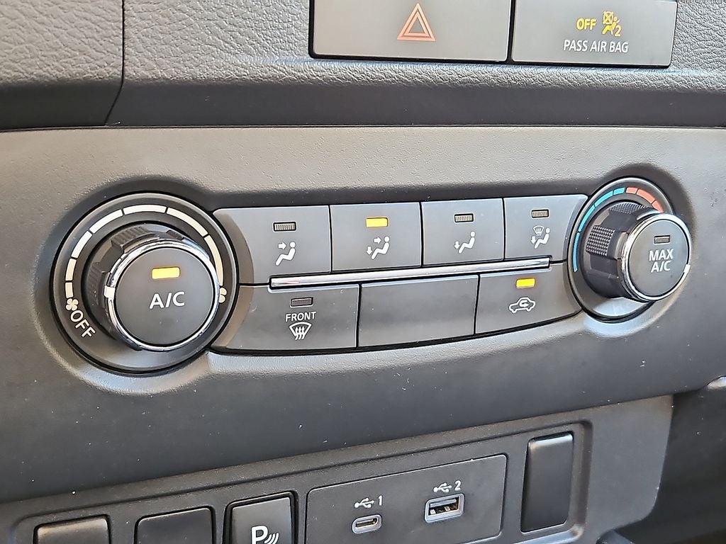 2023 Nissan Frontier SV