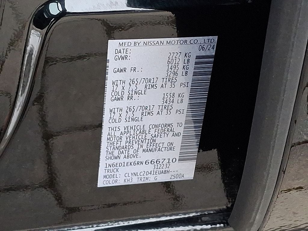 2024 Nissan Frontier SV