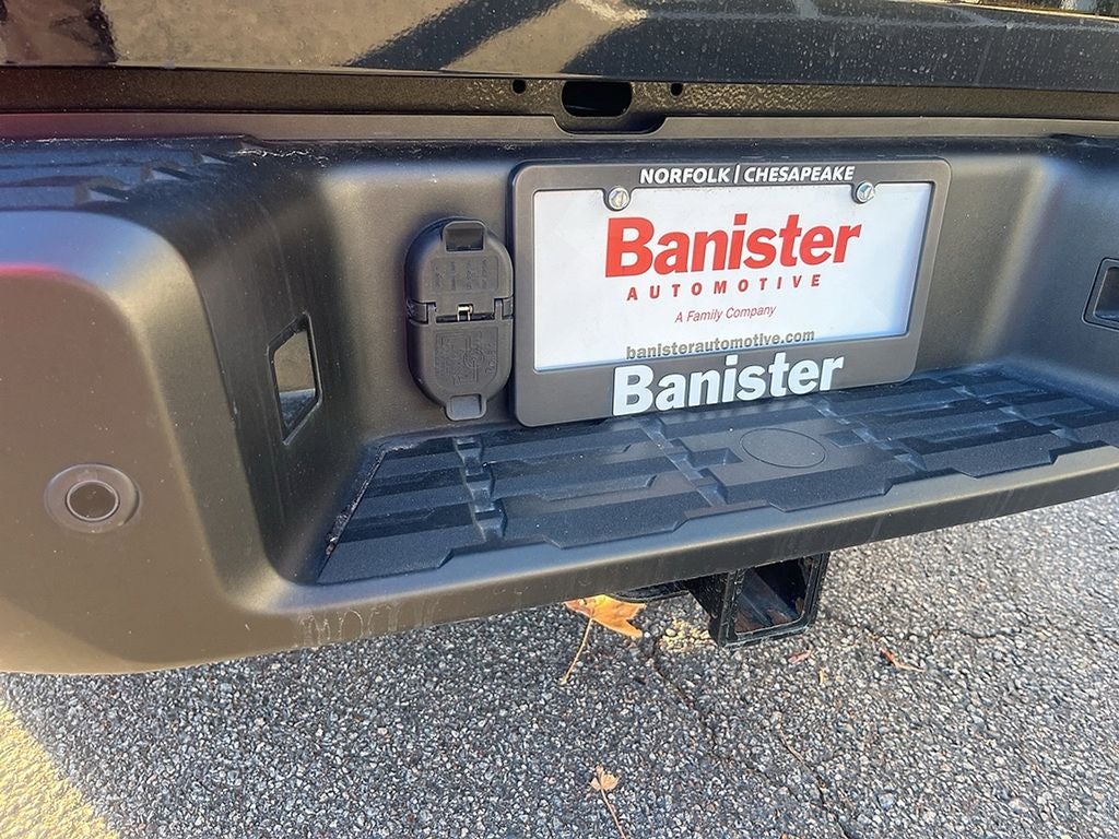 2024 Nissan Frontier SV