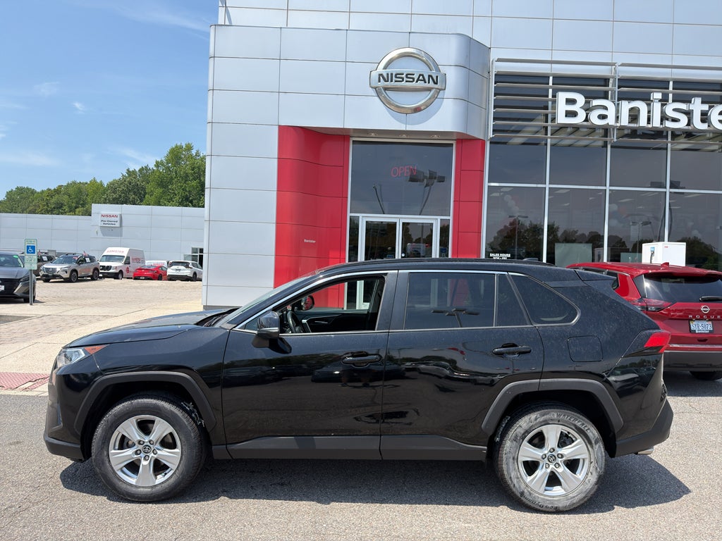 2020 Toyota RAV4 XLE