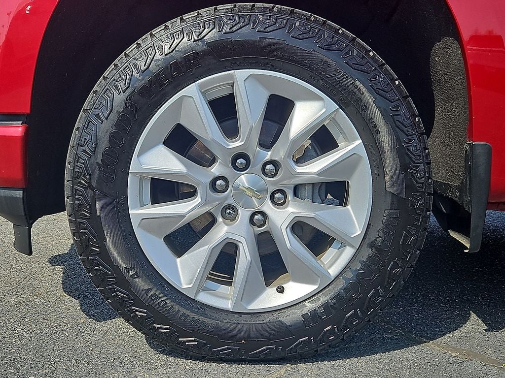 2020 Chevrolet Silverado Custom