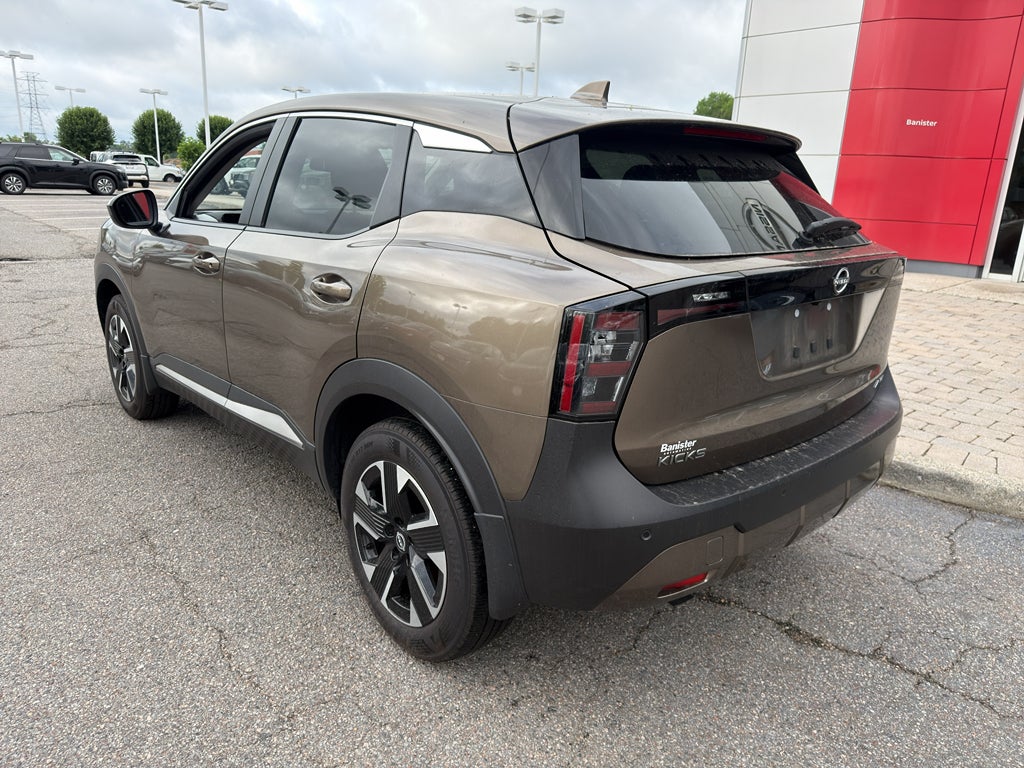 2025 Nissan Kicks SV
