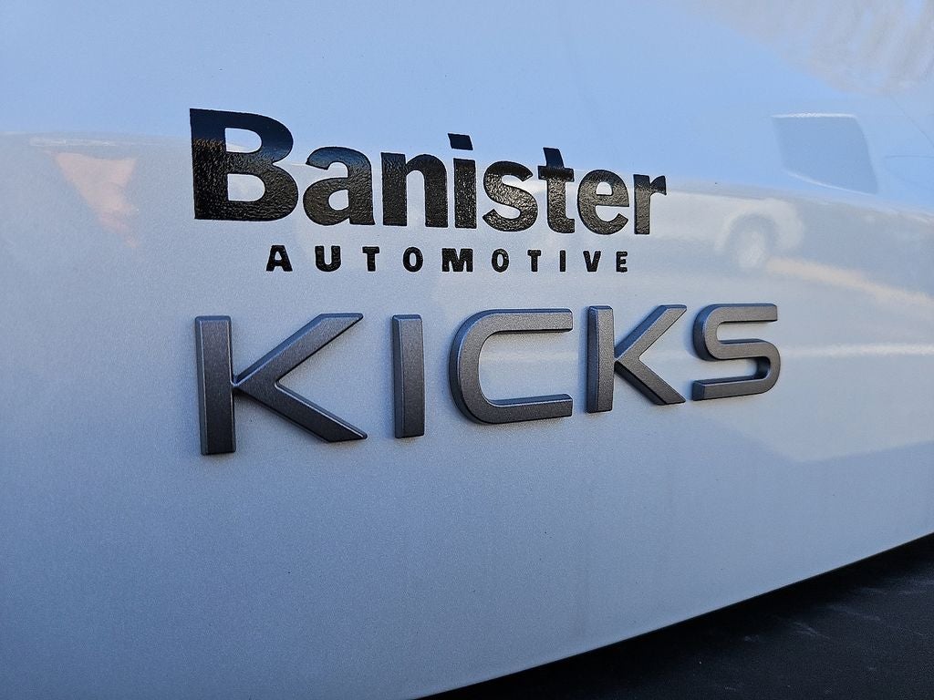 2026 Nissan Kicks SV