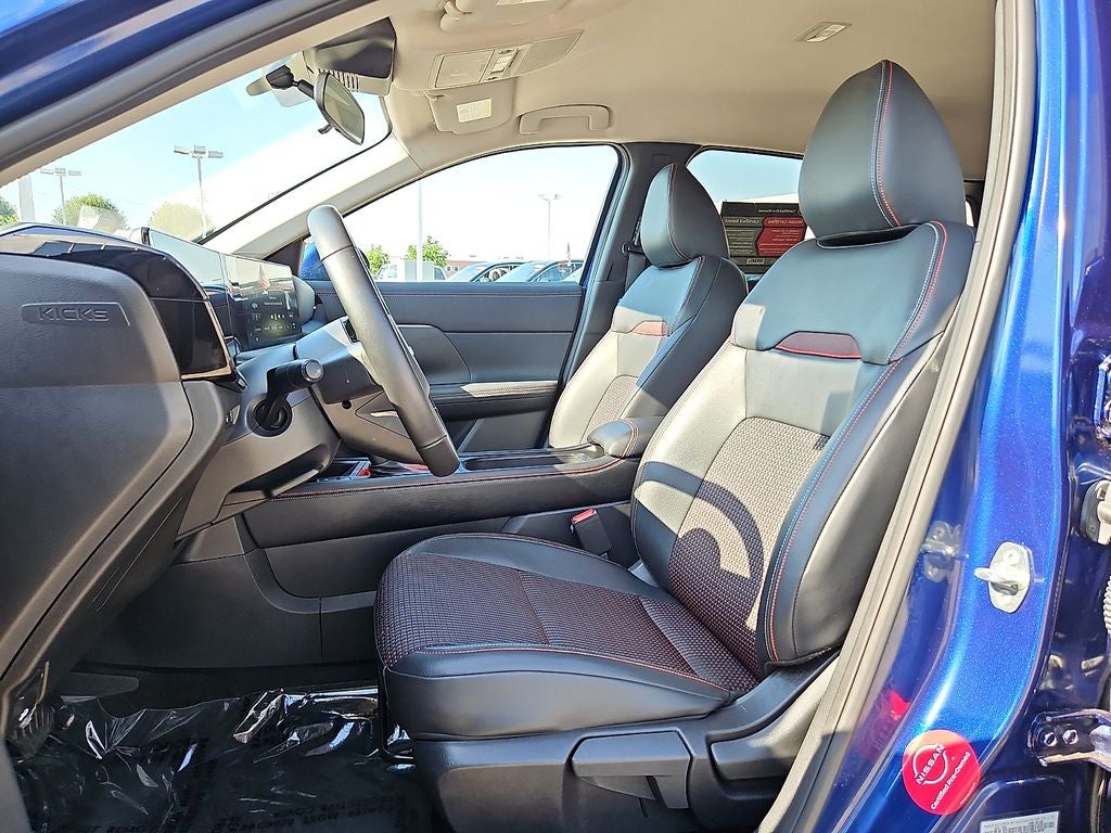 2025 Nissan Kicks SR