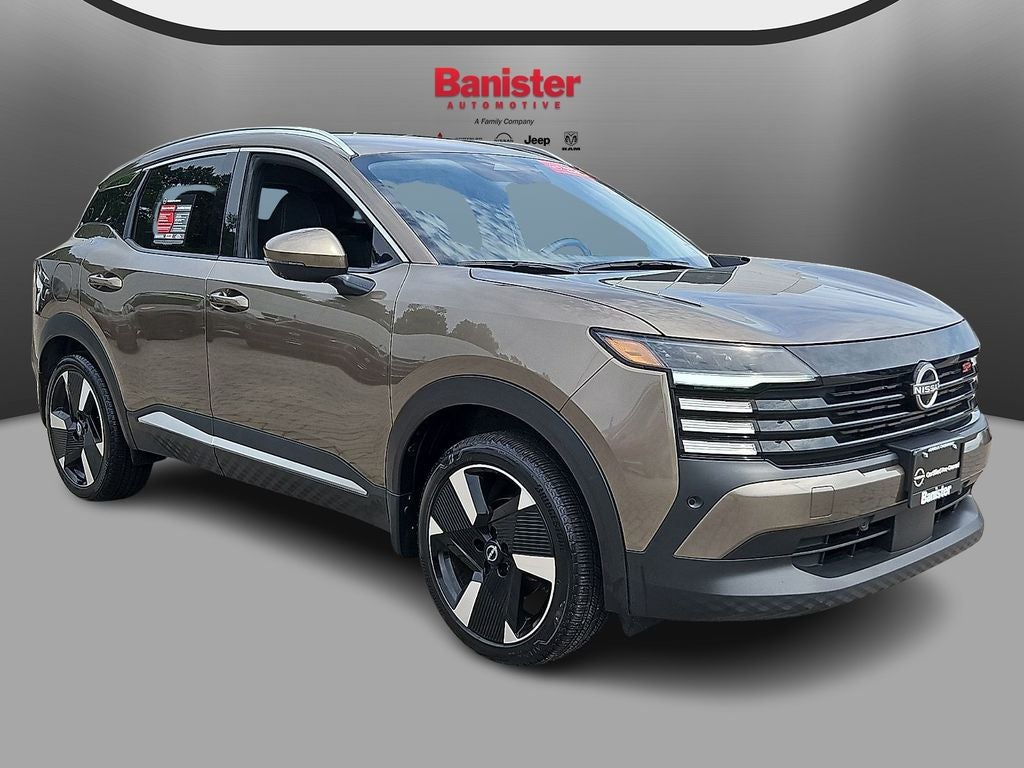 2025 Nissan Kicks SR