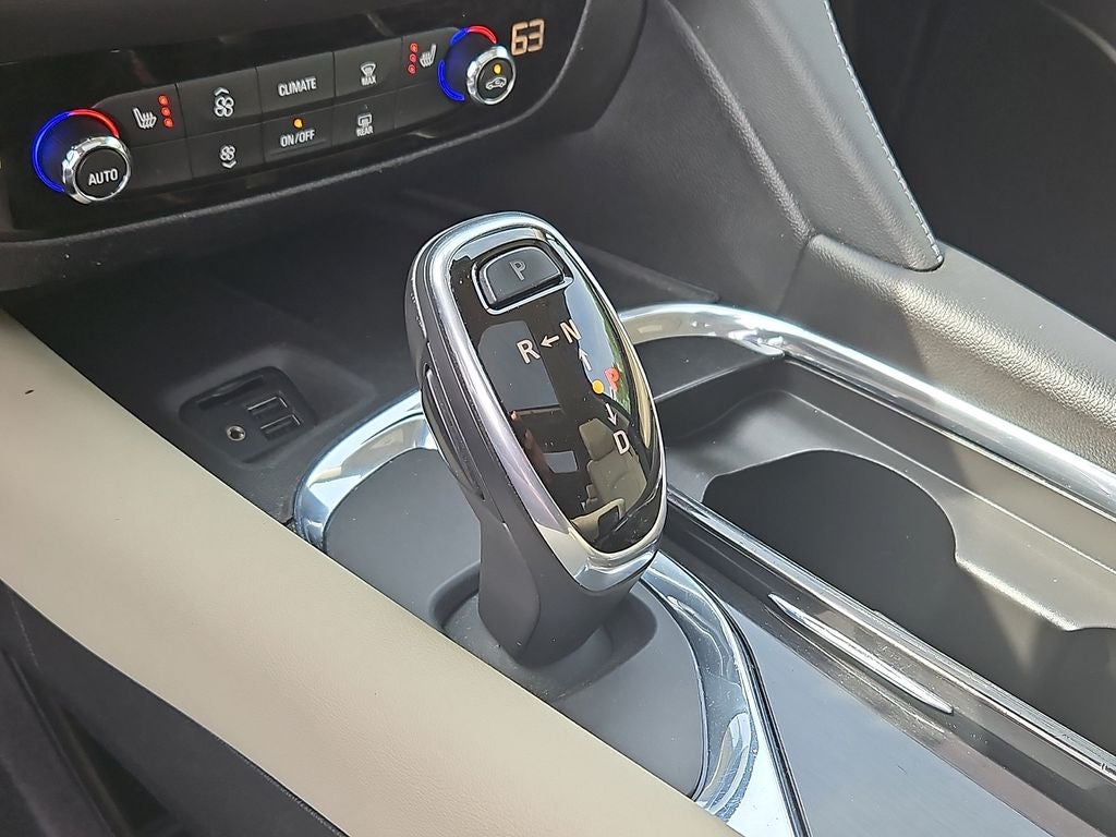 2020 Buick Enclave Essence