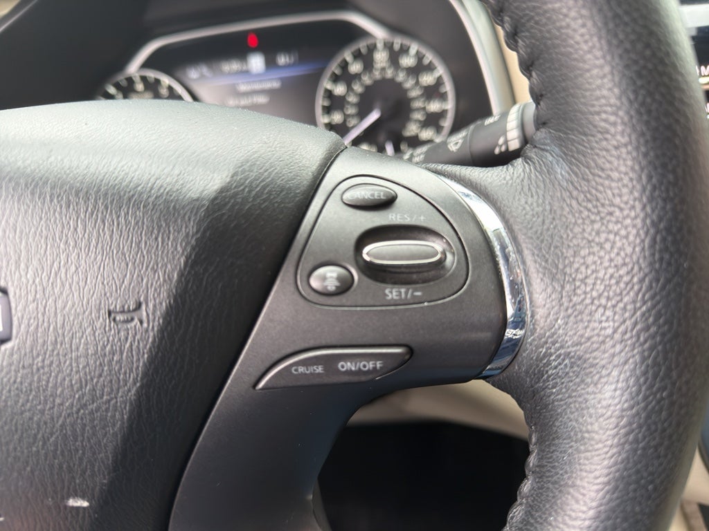 2023 Nissan Murano SL