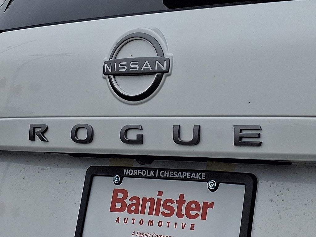 2026 Nissan Rogue SV