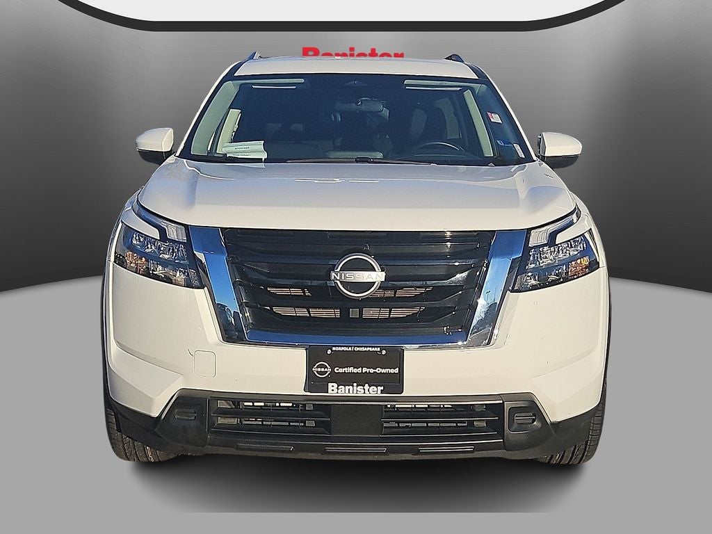 2025 Nissan Pathfinder SV