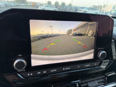 2024 Nissan Pathfinder SV