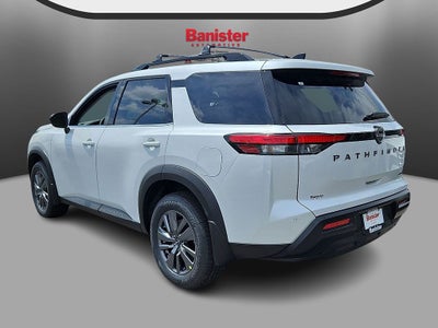 2026 Nissan Pathfinder SV