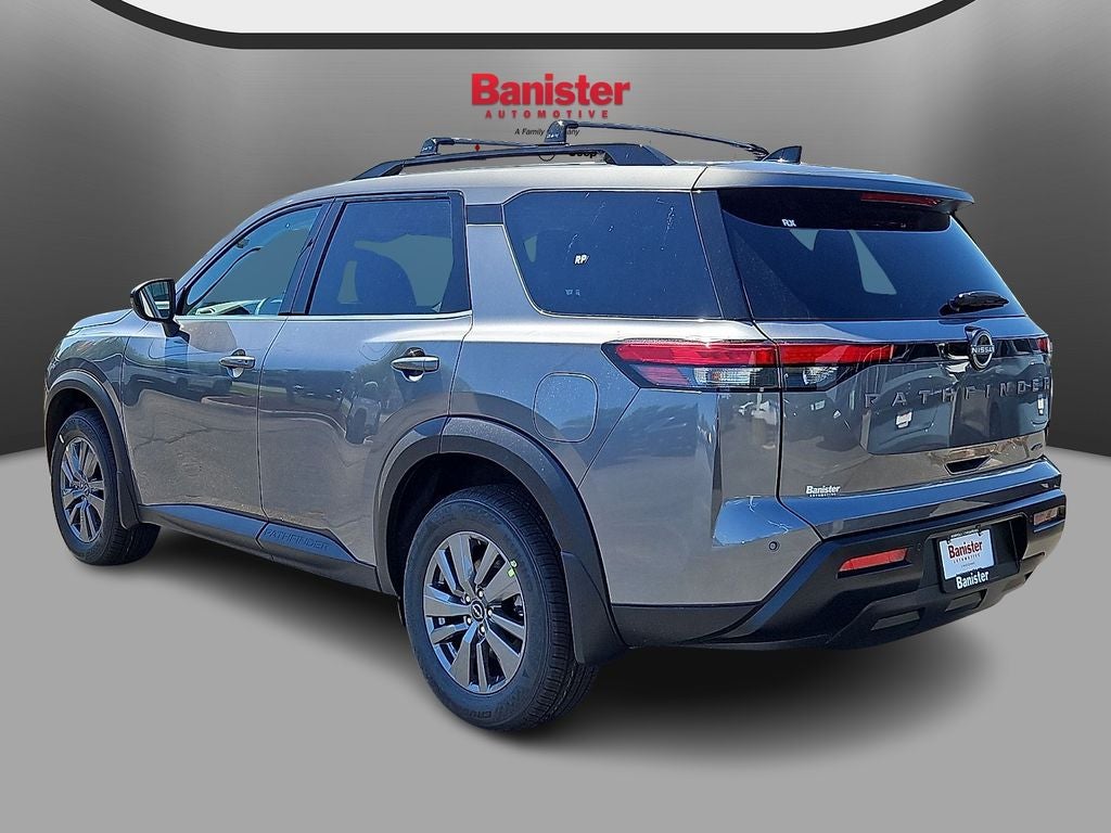 2026 Nissan Pathfinder SV