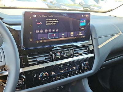 2026 Nissan Pathfinder SV