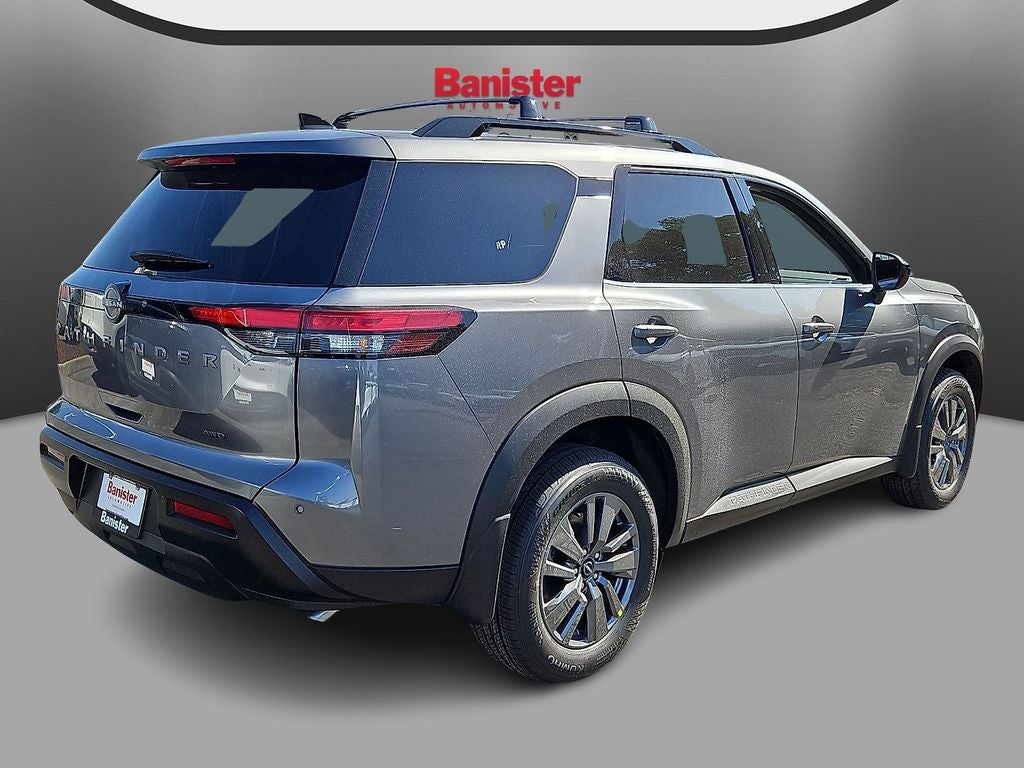 2026 Nissan Pathfinder SV
