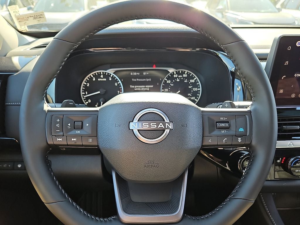 2026 Nissan Pathfinder SV