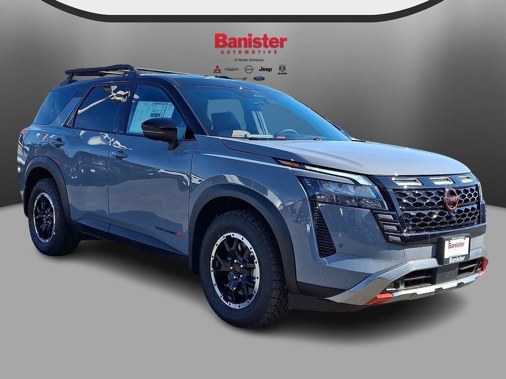 2026 Nissan Pathfinder SV