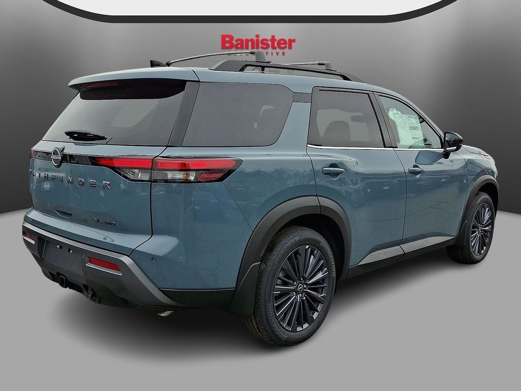 2026 Nissan Pathfinder SL