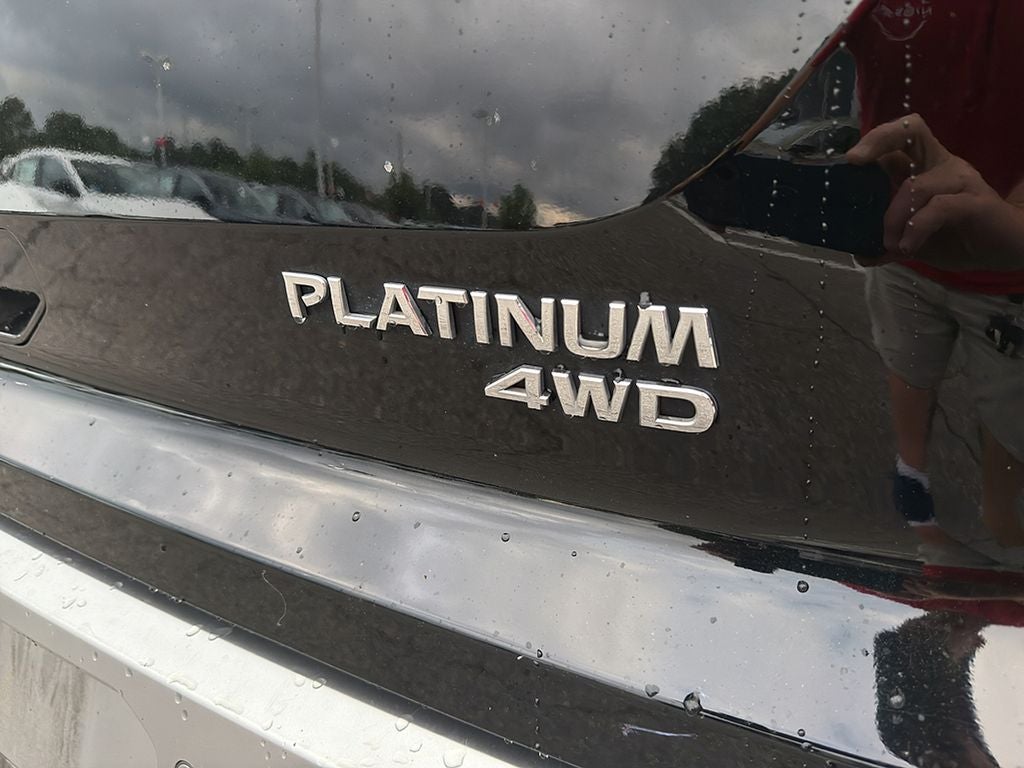 2024 Nissan Pathfinder Platinum