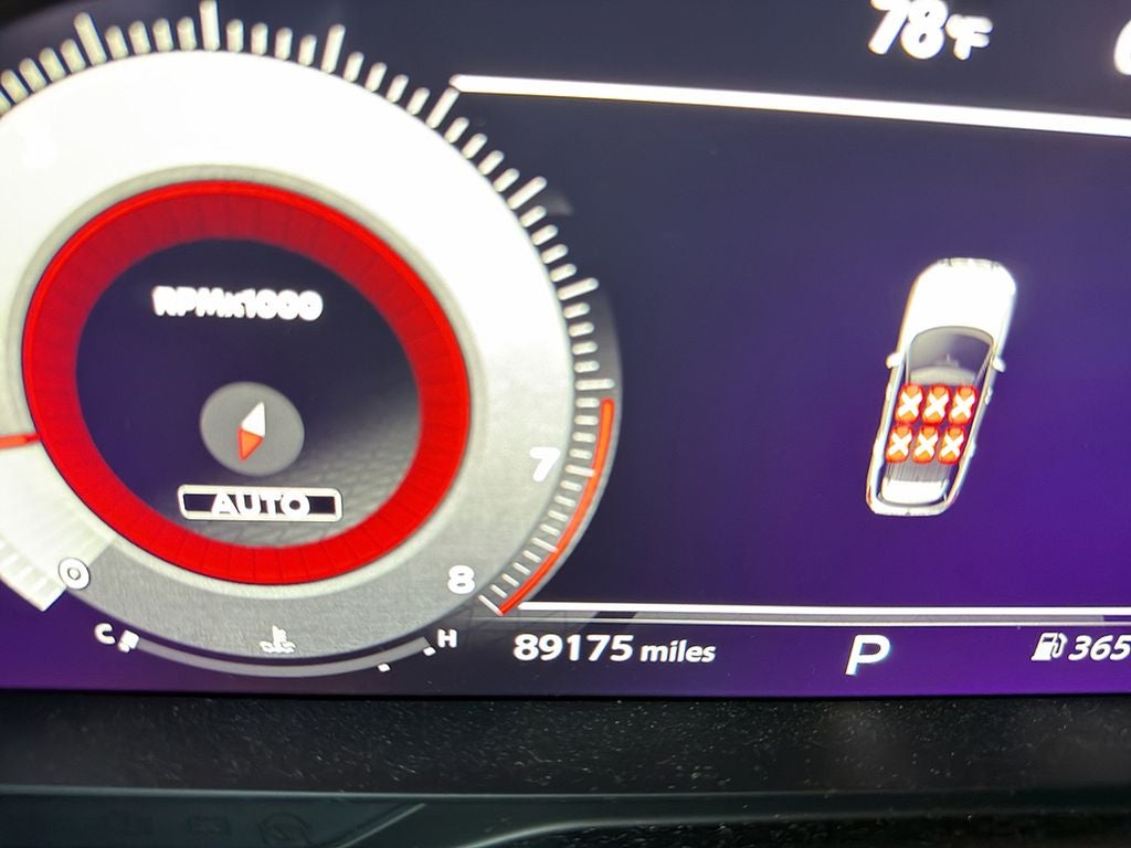 2023 Nissan Pathfinder Platinum