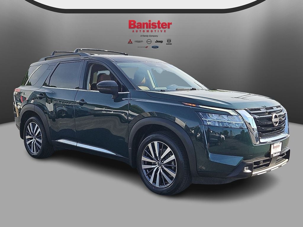 2022 Nissan Pathfinder Platinum