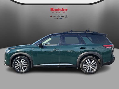 2022 Nissan Pathfinder Platinum