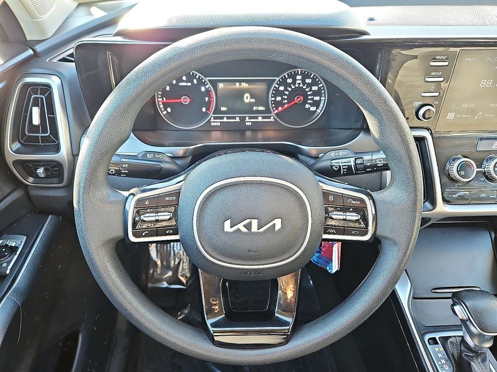 2022 Kia Sorento LX