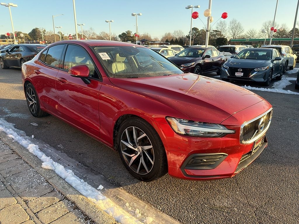 2019 Volvo S60 Momentum