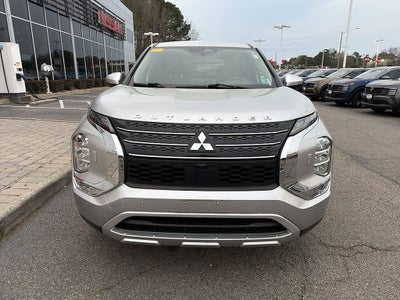 2022 Mitsubishi Outlander SE