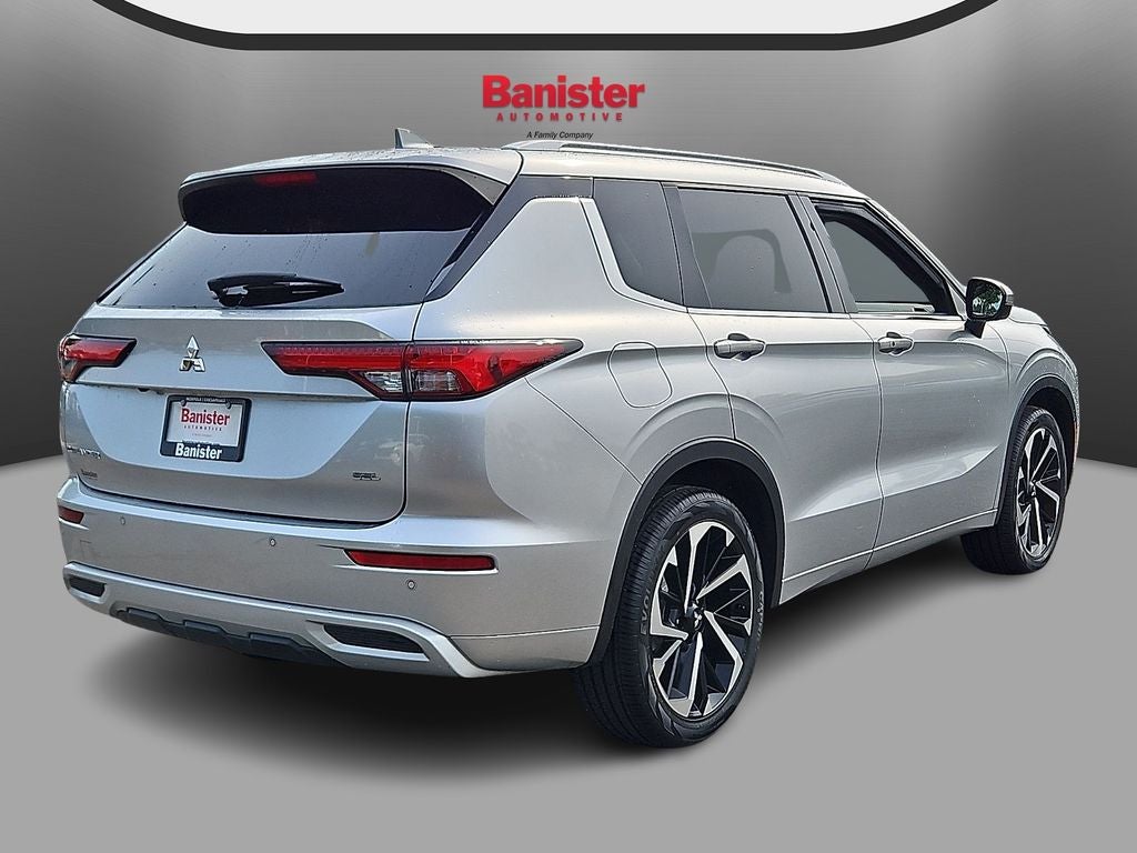 2022 Mitsubishi Outlander SEL
