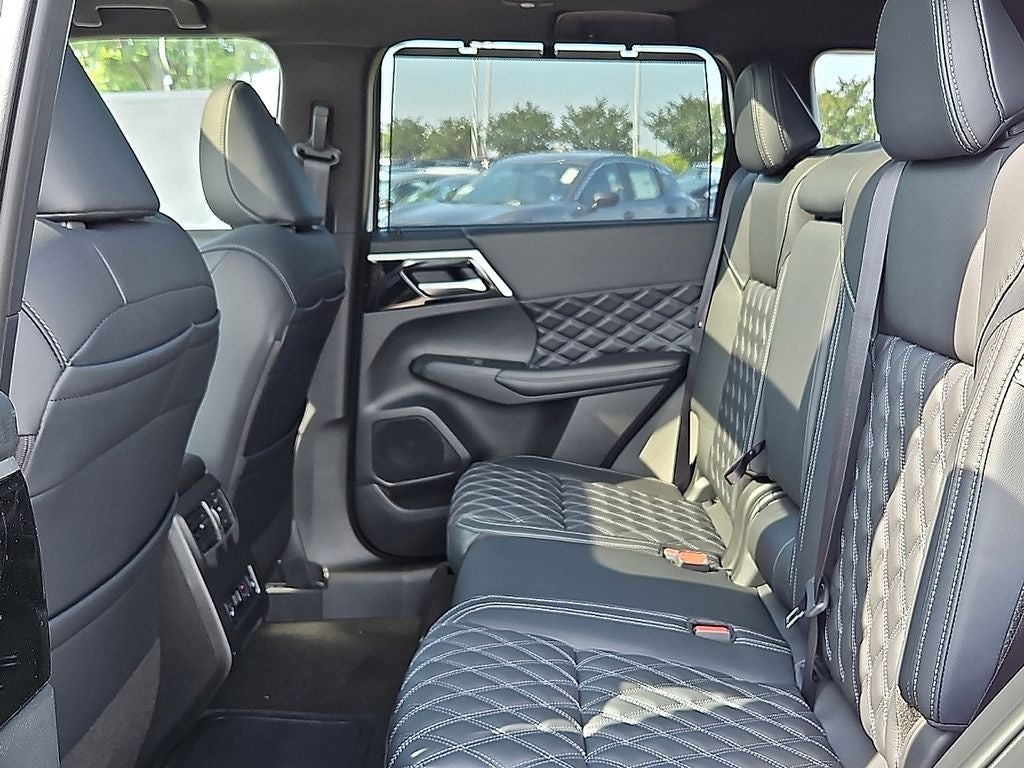 2026 Nissan Rogue Plug-in Hybrid Platinum