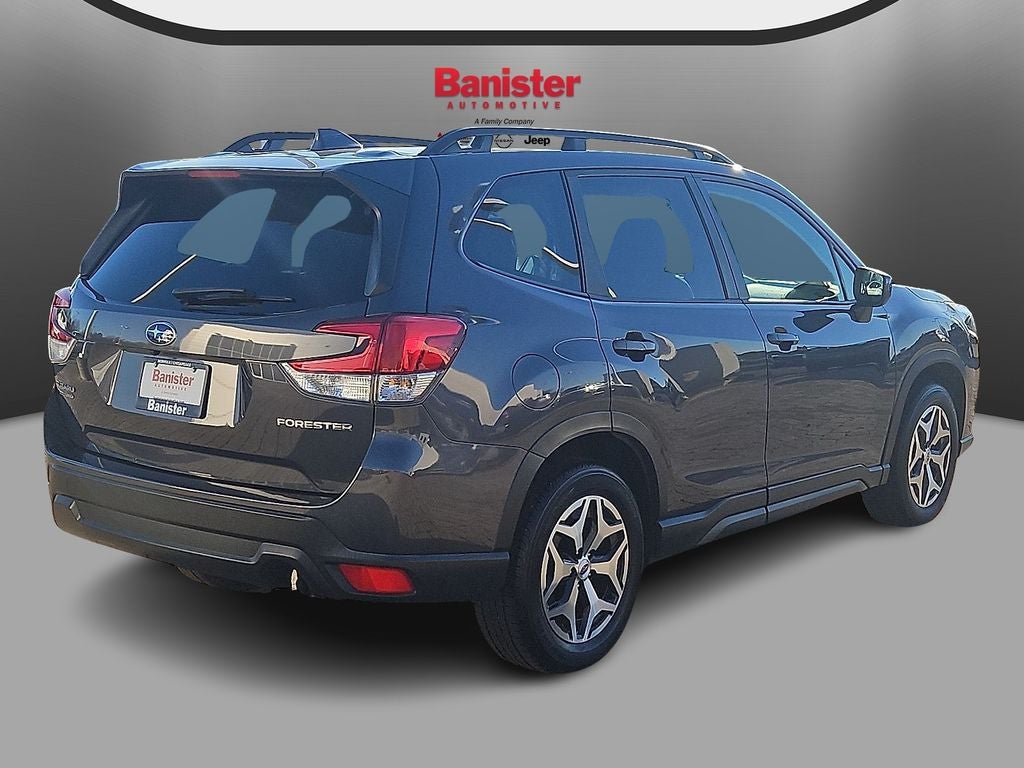 2022 Subaru Forester Premium