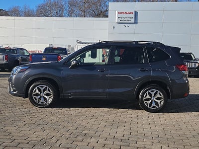 2022 Subaru Forester Premium