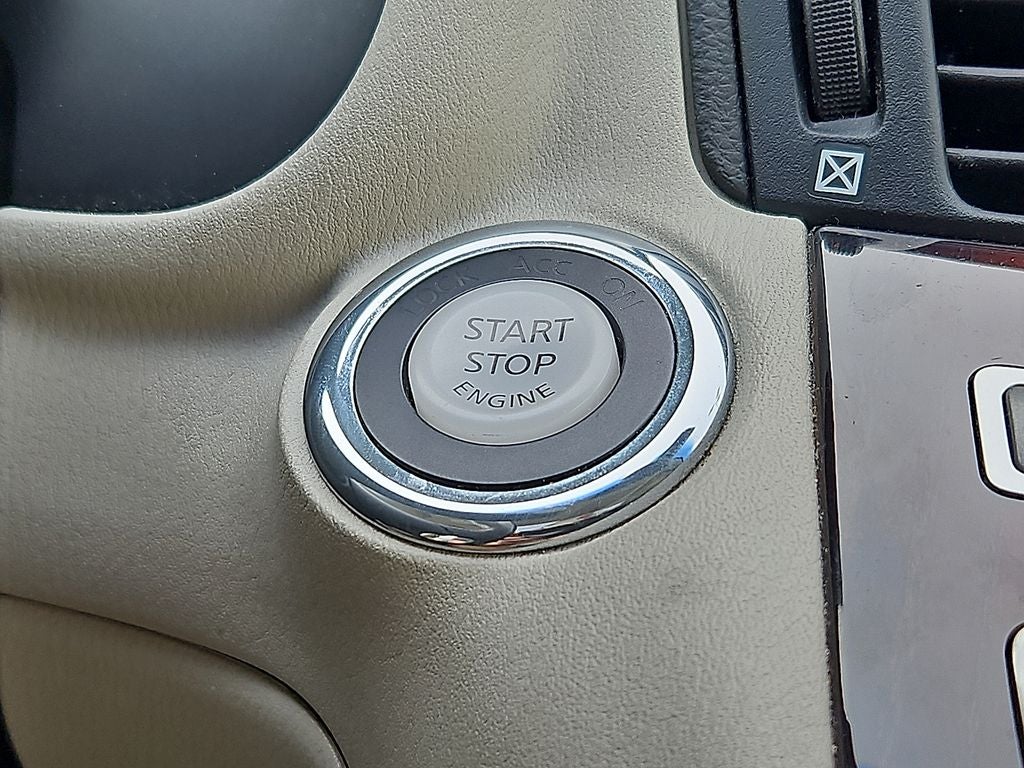 2015 INFINITI Q70L 3.7X (A7)