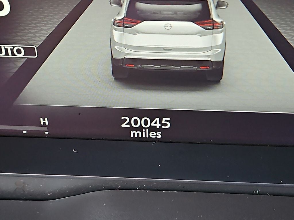 2025 Nissan Rogue Platinum