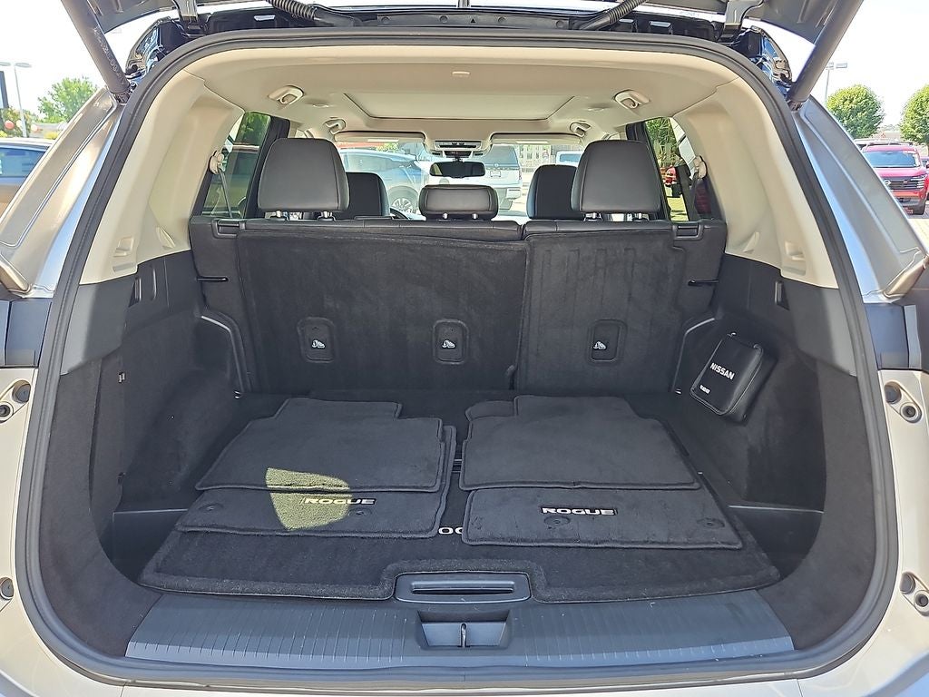 2025 Nissan Rogue Platinum