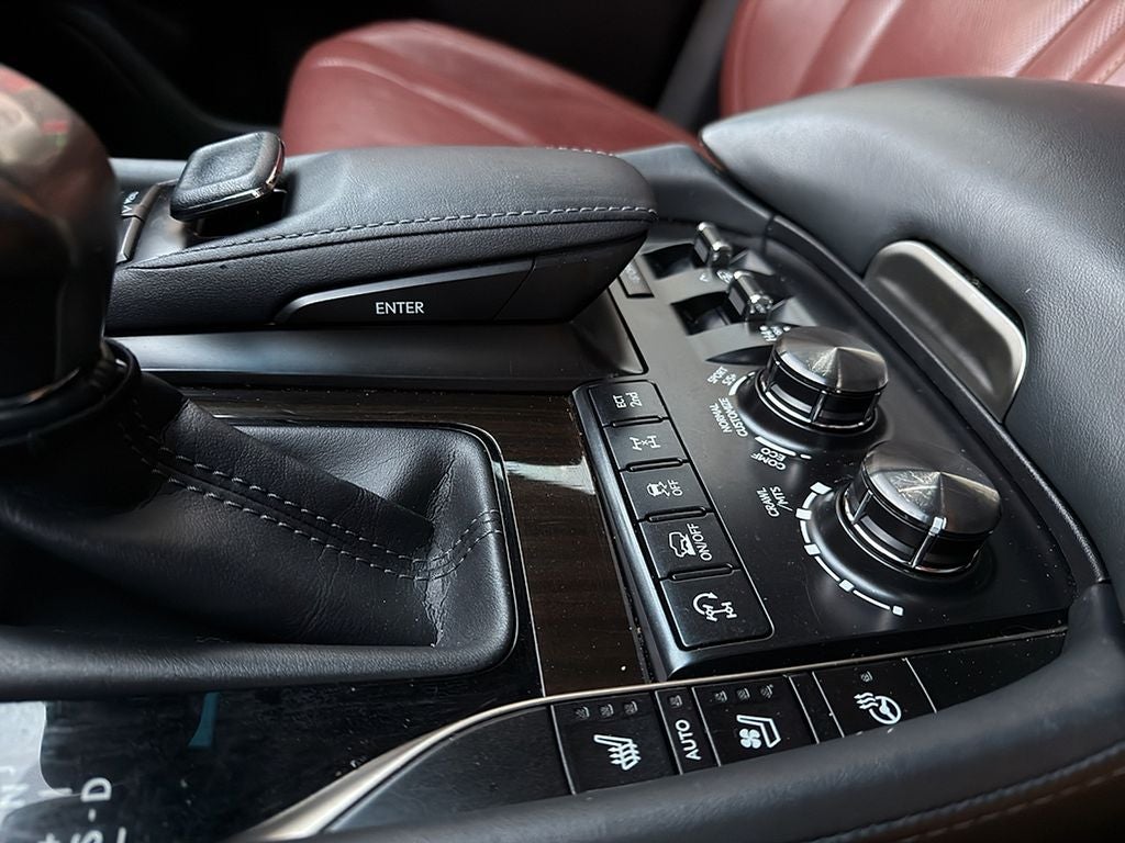 2016 Lexus LX 570 Base