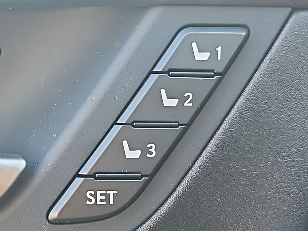 2016 Lexus LX 570 Base